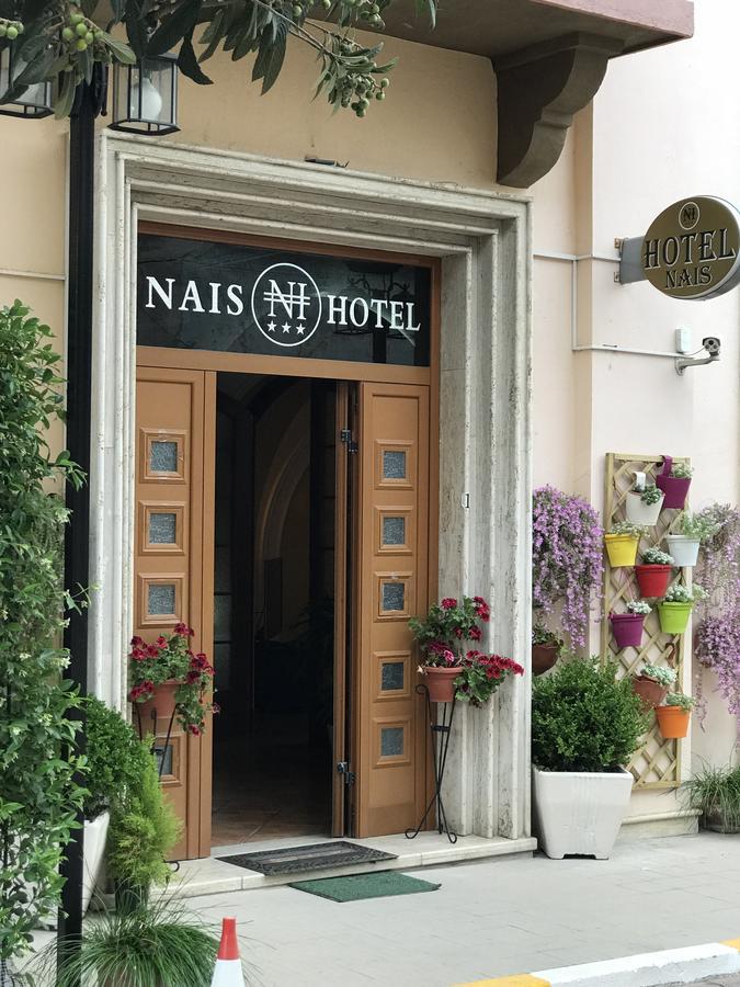 Hotel Nais Дуррес Экстерьер фото